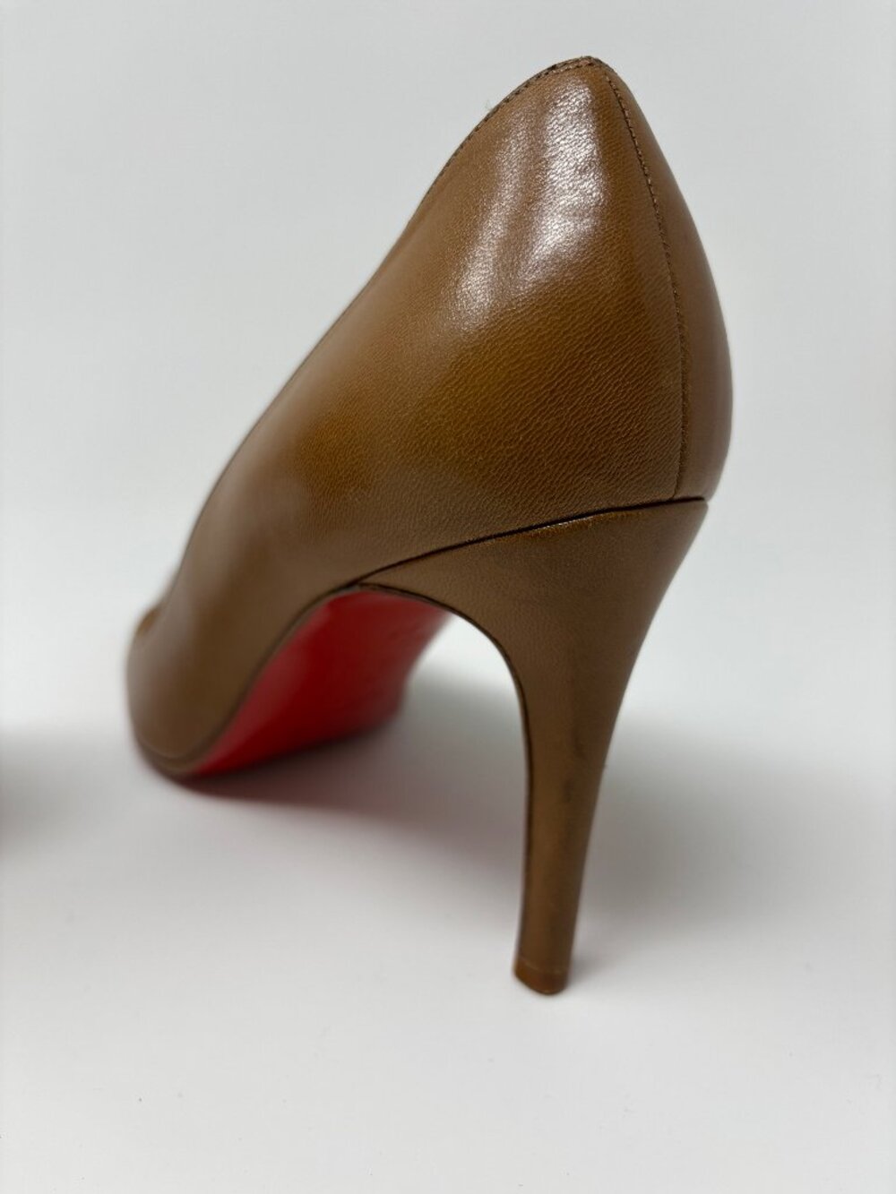 Christian Louboutin Pointed-Toe Leather Pumps, 37 - Picture 3 of 11
